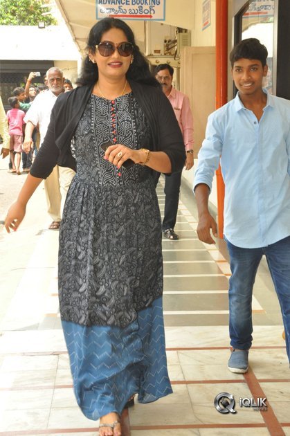 Ami-Thumi-Movie-Success-Meet-At-Vizag